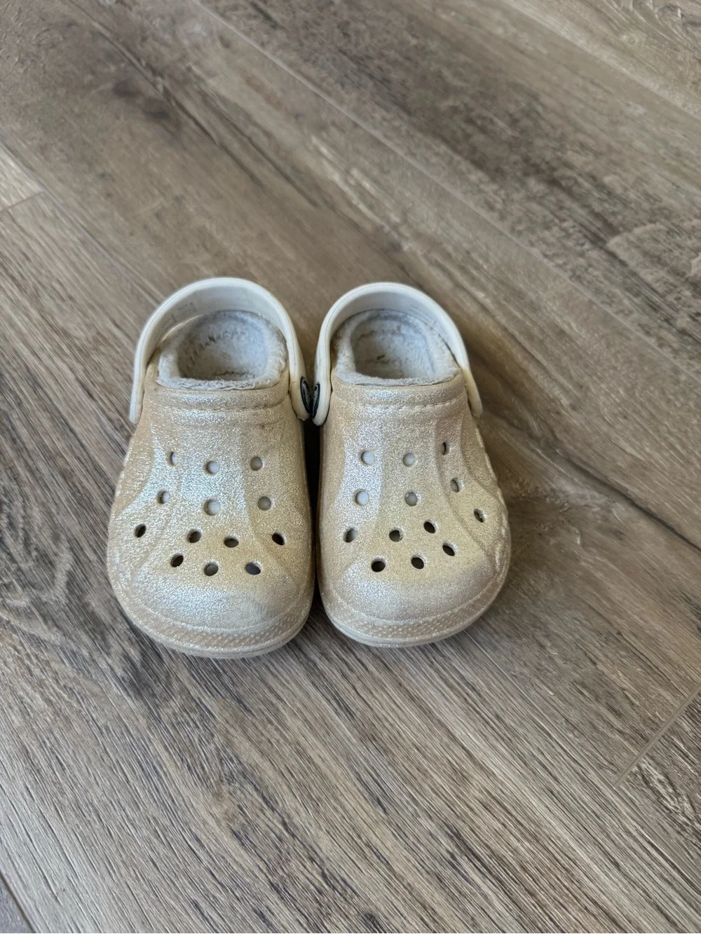 CROCS Kids Glitter Clogs in Champagne